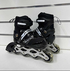 Ролики раздвижные: 8805-1 М(36-39),прошитый ботинок, передн.св-ся колесо,втулки в комплекте, сумка-ч