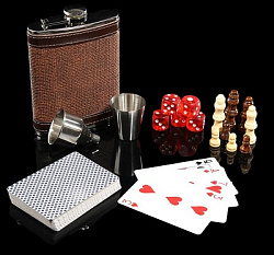 Набор 6 в 1: фляжка 8 oz, рюмка, воронка, кубики 5 шт, карты, шахматы, 18 х 24 см 3470679           
