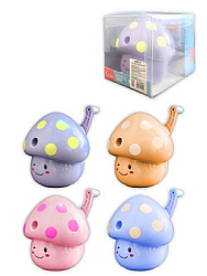 Точилка механическая " KWELT " Mushroom, 8*9*8,5см, ассорти (без возможности выбора дизайна), пласти